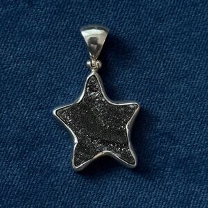 Starborn 925 Sterling Silver Druzy Stone
Pendant